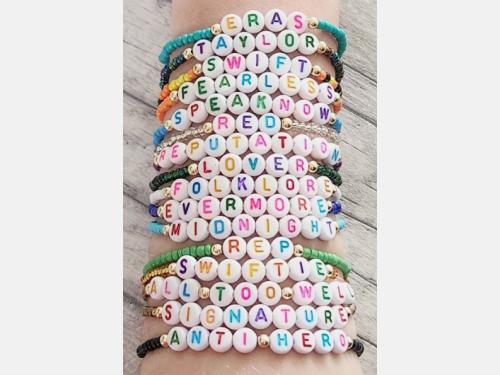 Event image for Summer Reading: Swifties Sing-Along (O'Connell)