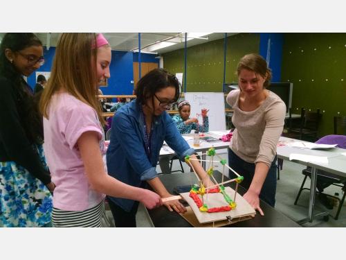 Image of Science Club for Girls STEMinistas Summer Clubs program.