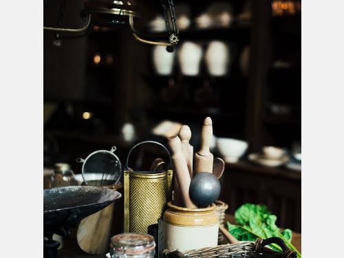 Photo of a kitchen.