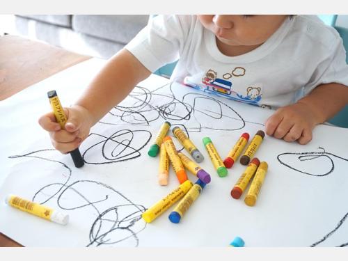 Event image for Story Time and Craft: Decorate a Paper Doll (O'Neill)